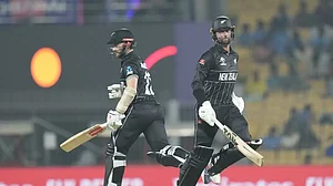 Kane Williamson (L) and Devon Conway in action during the New Zealand vs Bangladesh.