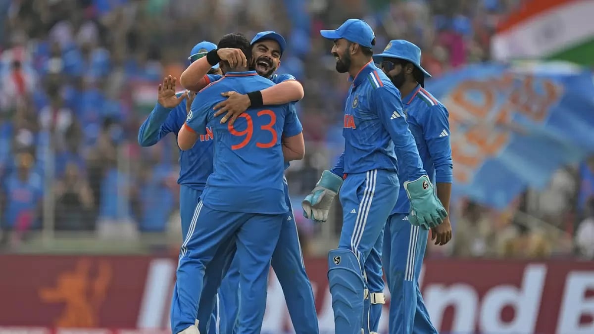 India celebrate the dismissal of Mohammad Rizwan in Ahmedabad on Saturday. 