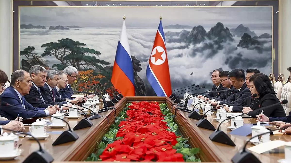 Russian Foreign Minister and North Korean Foreign Minister