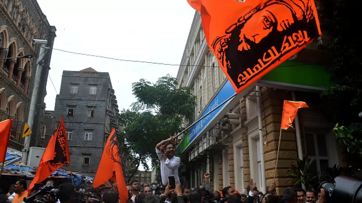 Maratha Community members celebrate outside Bombay high court after the Verdict, on June 27, 2019
