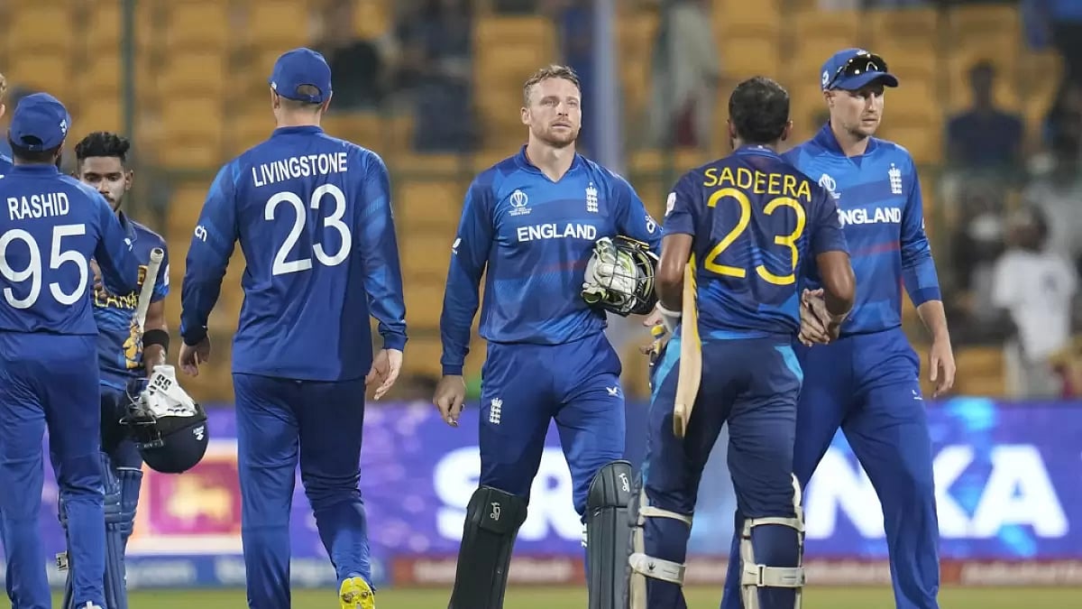 Both teams' players shaking hands after Sri Lanka's 8-wicket win over England in Bengaluru