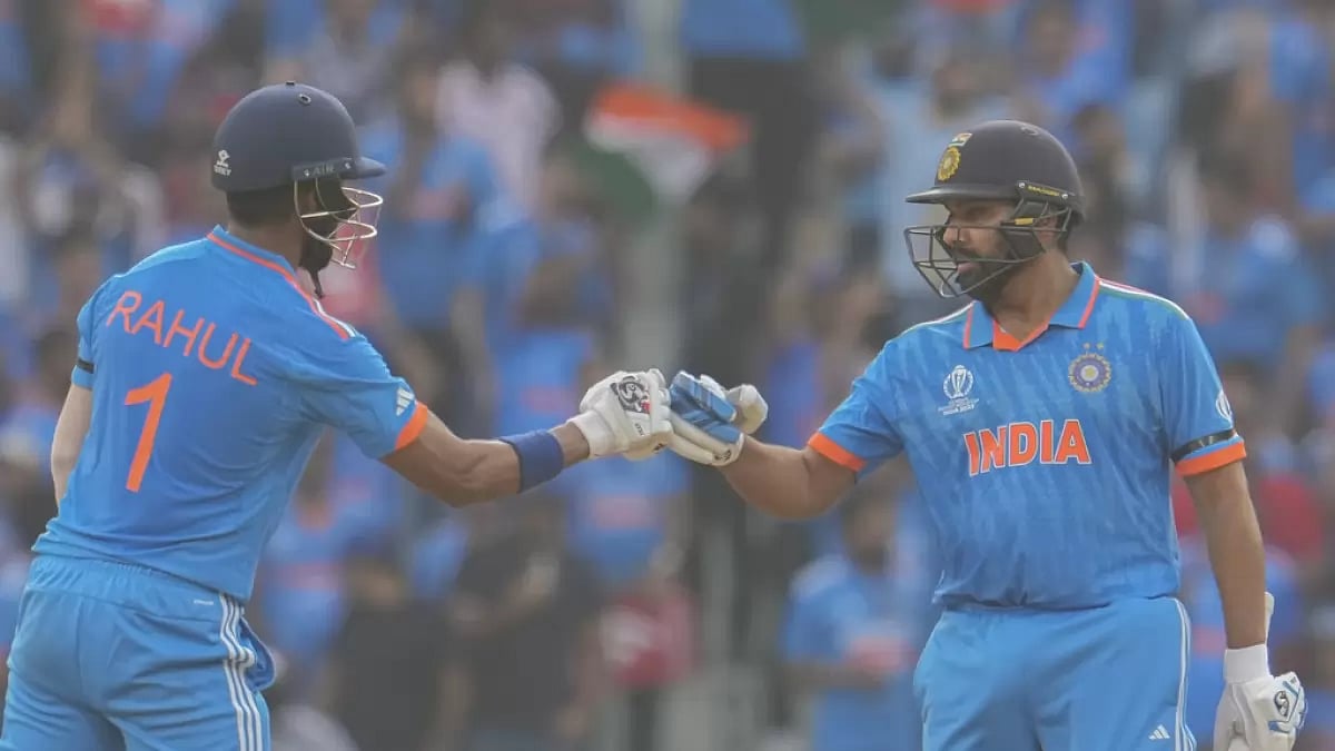 Indian players wore black armbands in memory of Late Bishan Singh Bedi