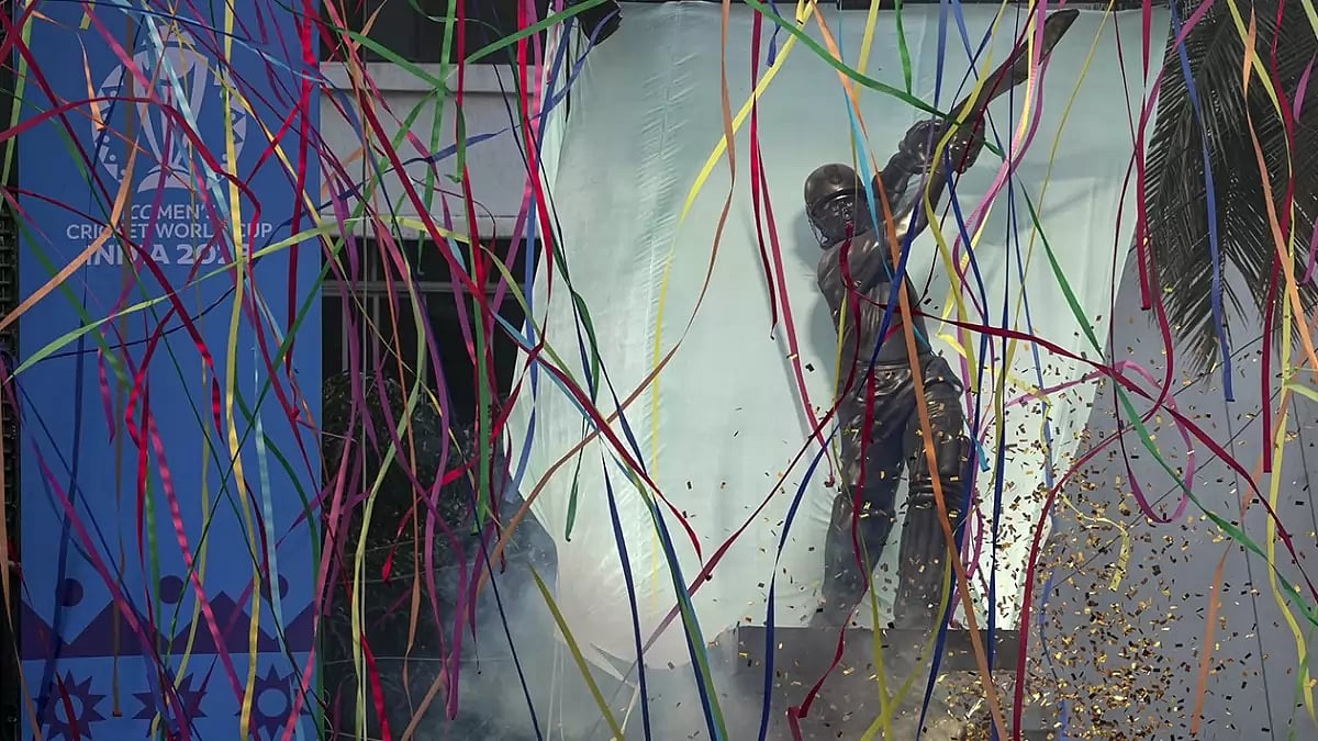 Life-size statue of Sachin Tendulkar at Wankhede Stadium.