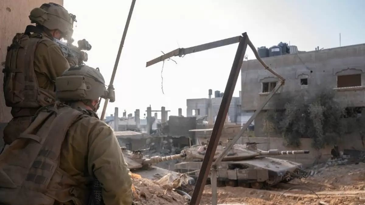 Heavy fighting in Gaza's biggest hospital 