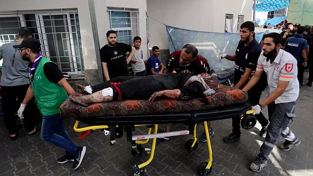 Gaza : Israeli Airstrike Hits Kuwaiti Field Hospital Killing A Medic, Injuring 9 Others | Latest