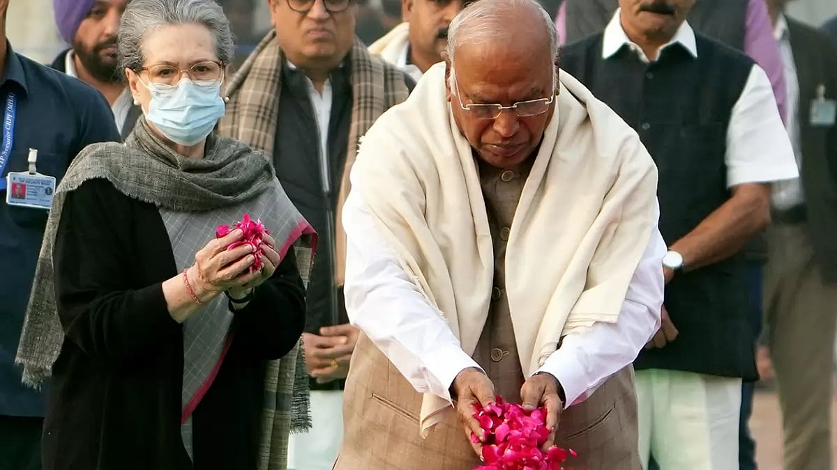 Jawaharlal Nehrus birth anniversary