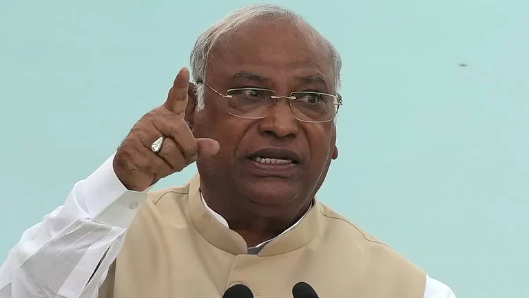 Congress President Mallikarjun Kharge - null
