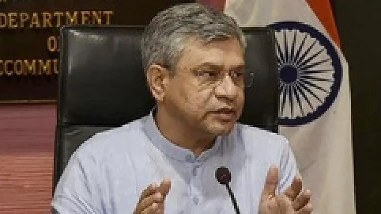 IT Minister Ashwini Vaishnaw - null