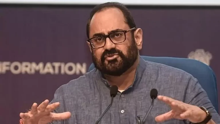 Kerala BJP Slams Pinarayi Vijayan Over Remarks Backing Iran Amid West Asia Conflict - Representative Image