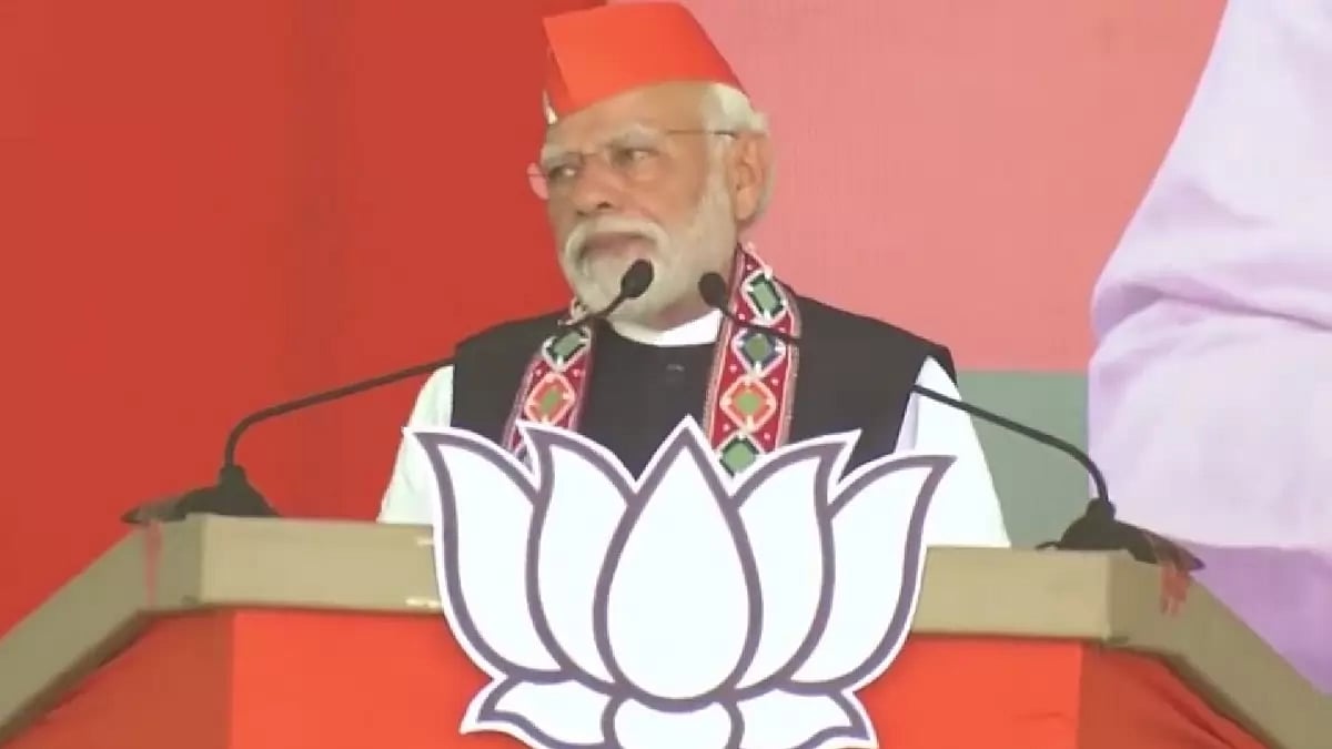PM Narendra Modi at an election rally in Telangana.