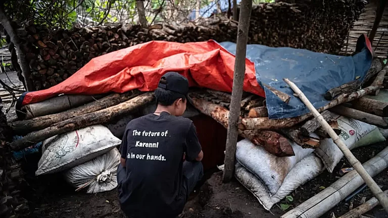 Rebels in Kayah state hold out against military Junta in eastern Myanmar - null