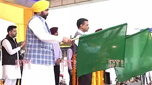 Punjab CM Bhagwant Mann and Arvind Kejriwal launched the 'Mukhya Mantri Tirth Yatra Yojna'.