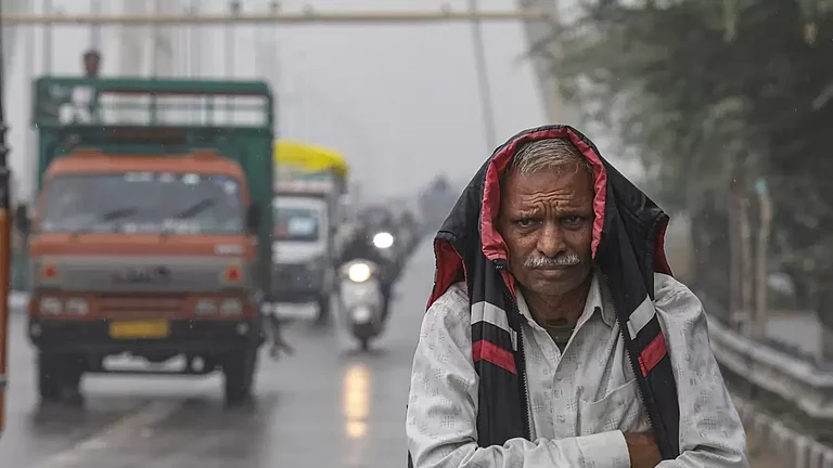Unseasonal rain claims lives in Marathwada region - null