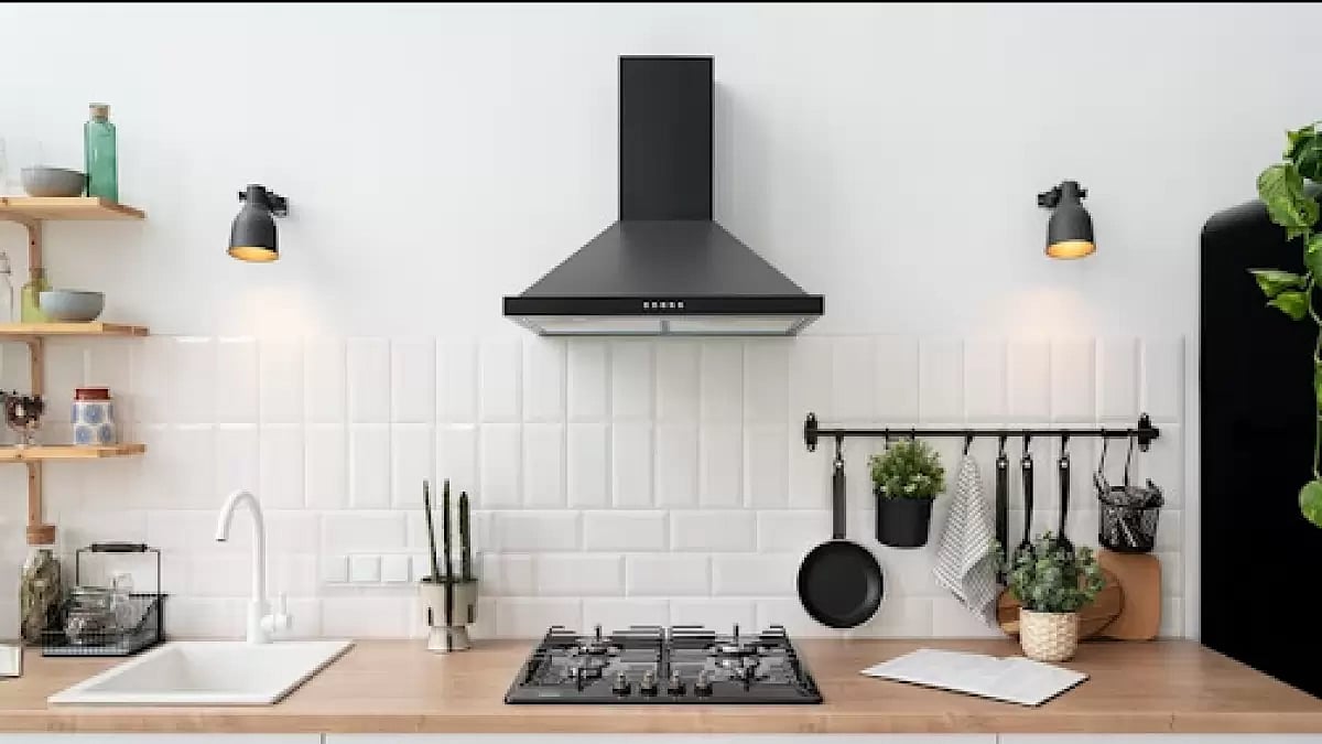 Chimney for a smoke-free kitchen,