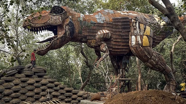 Waste-To-Wonder Park In New Delhi Unveils Upcycled Metal Sculptures: Dinosaurs And Trains Transform The Landscape