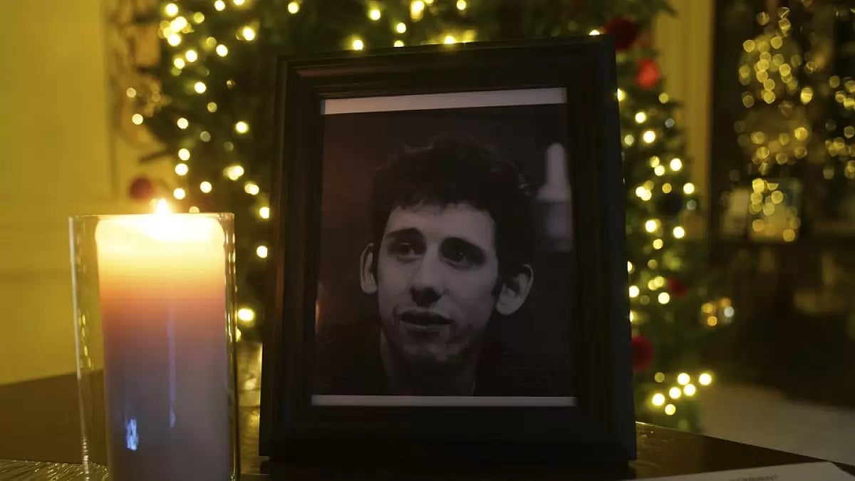 Shane MacGowan Passes Away at 65