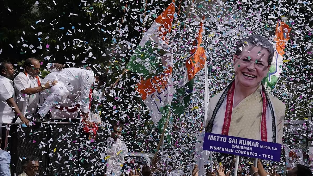 Telangana polls: Congress celebrates lead