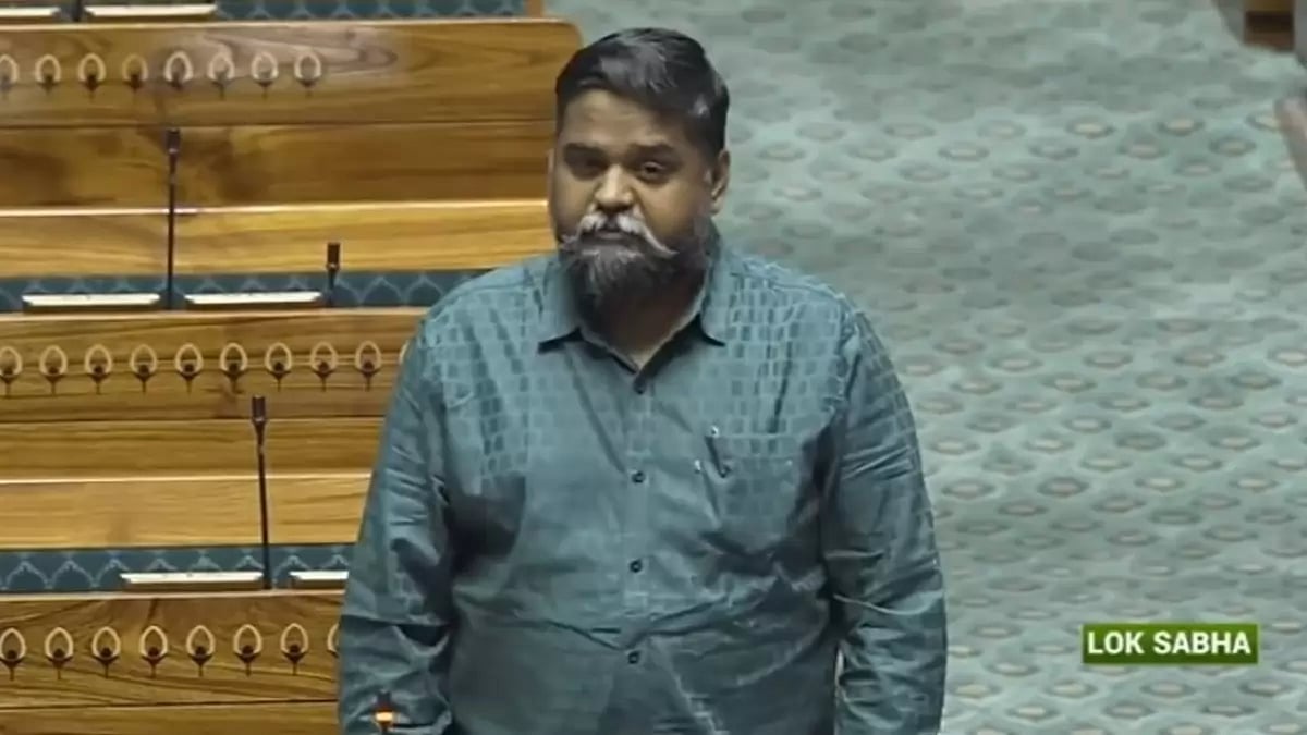 DMK MP DNV Senthilkumar S.