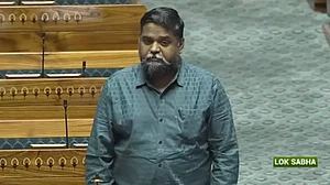 DMK MP DNV Senthilkumar S.