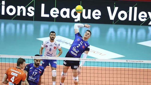 Men's Volleyball Club World Championship: Japan's Suntory Sunbirds Beat Turkey's Halkbank Spor Kulubu In Opener