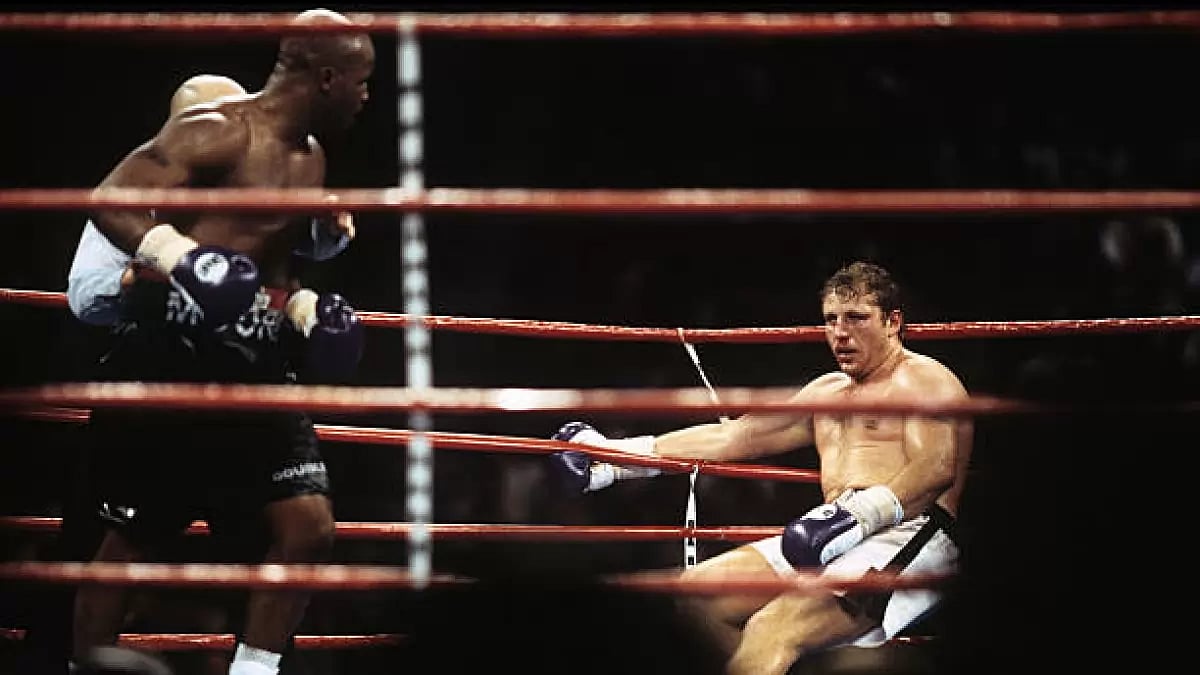 Michael Moorer defended the IBF heavyweight title with a 12th round TKO of Francois Botha in Las Vegas in 1996
