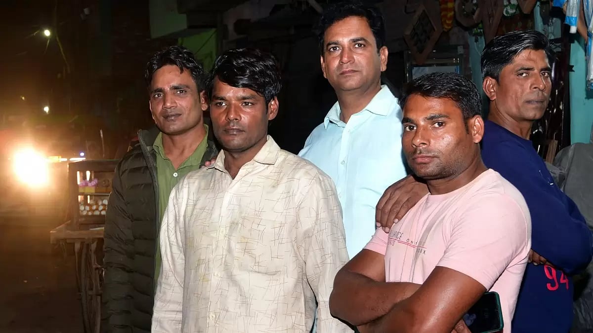 Waqeel Hassan with 4 rat-hole miner from Delhi