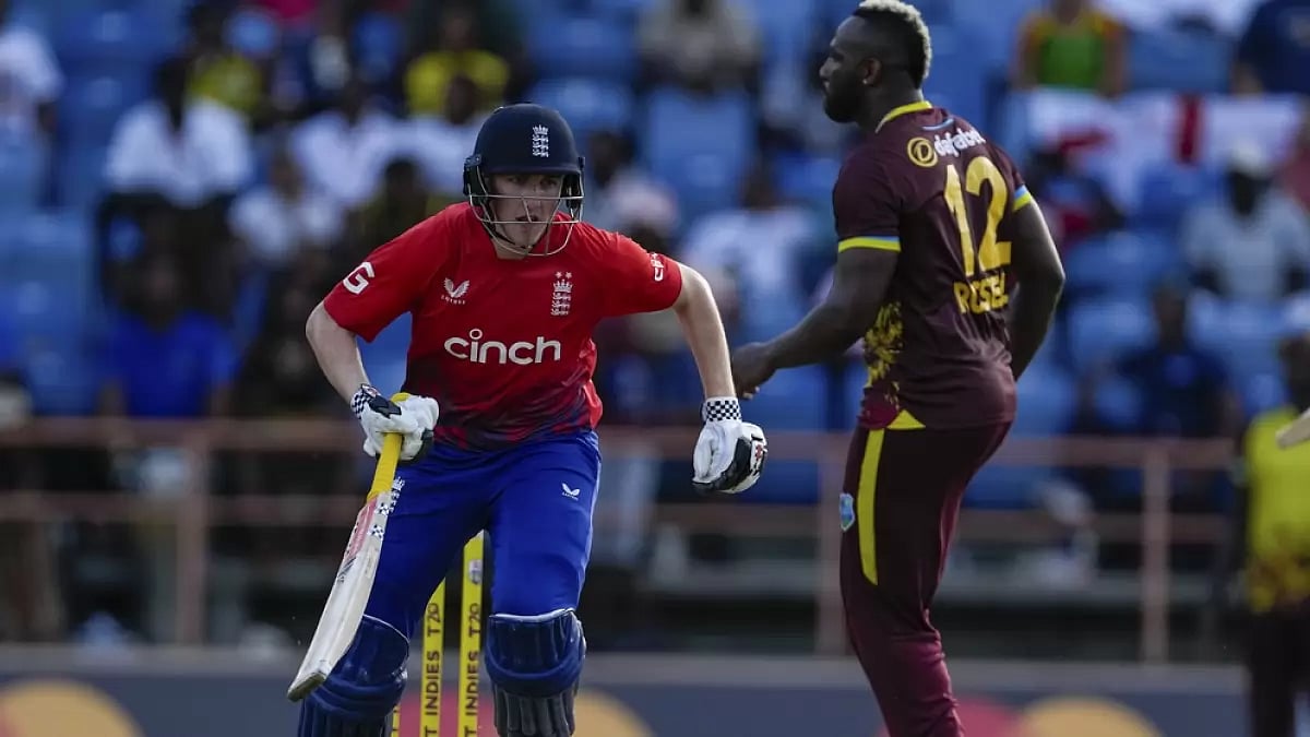 West Indies play England in the third ODI