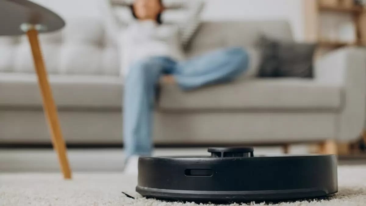 Robot vacuum cleaner