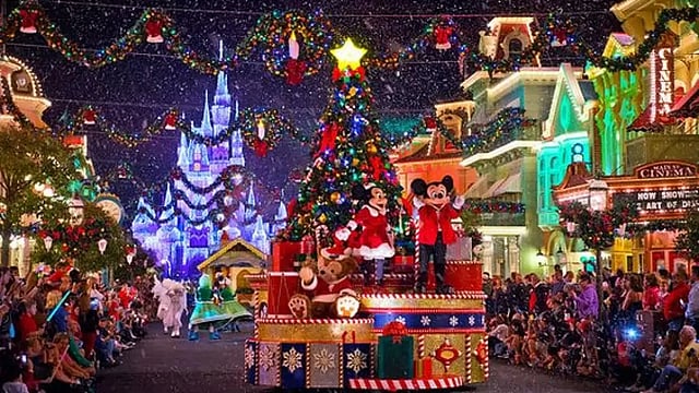Your Guide to the 2023 Magical Disney Christmas Day Parade Spectacle: How To Watch Live For Free?