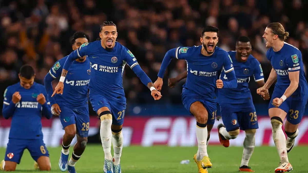 Chelsea players celebrating a goal at Stamford Bridge