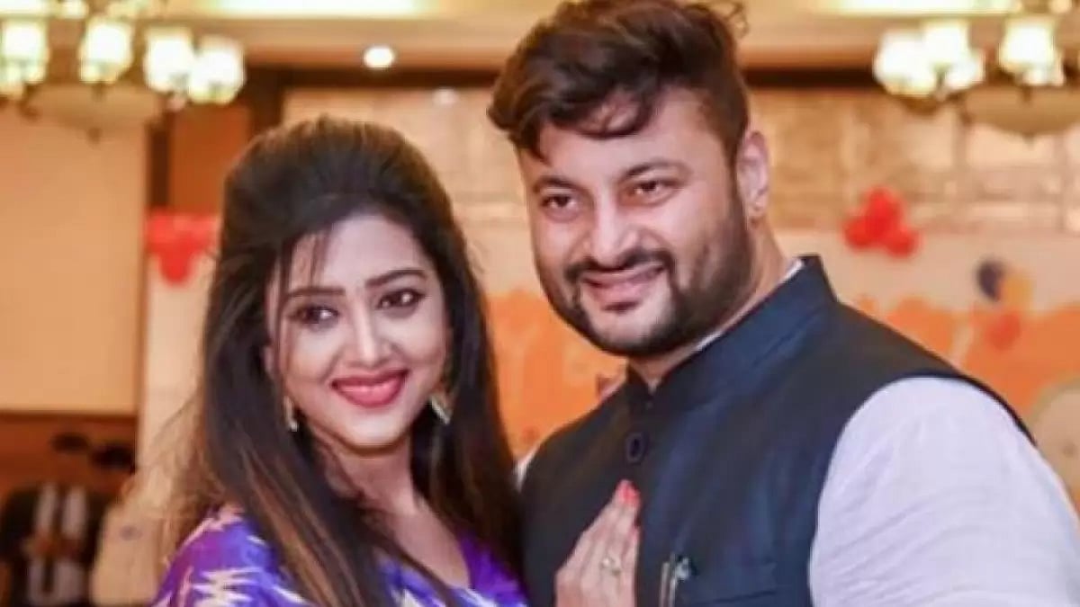 Anubhav Mohanty, Varsha Priyadarshini.