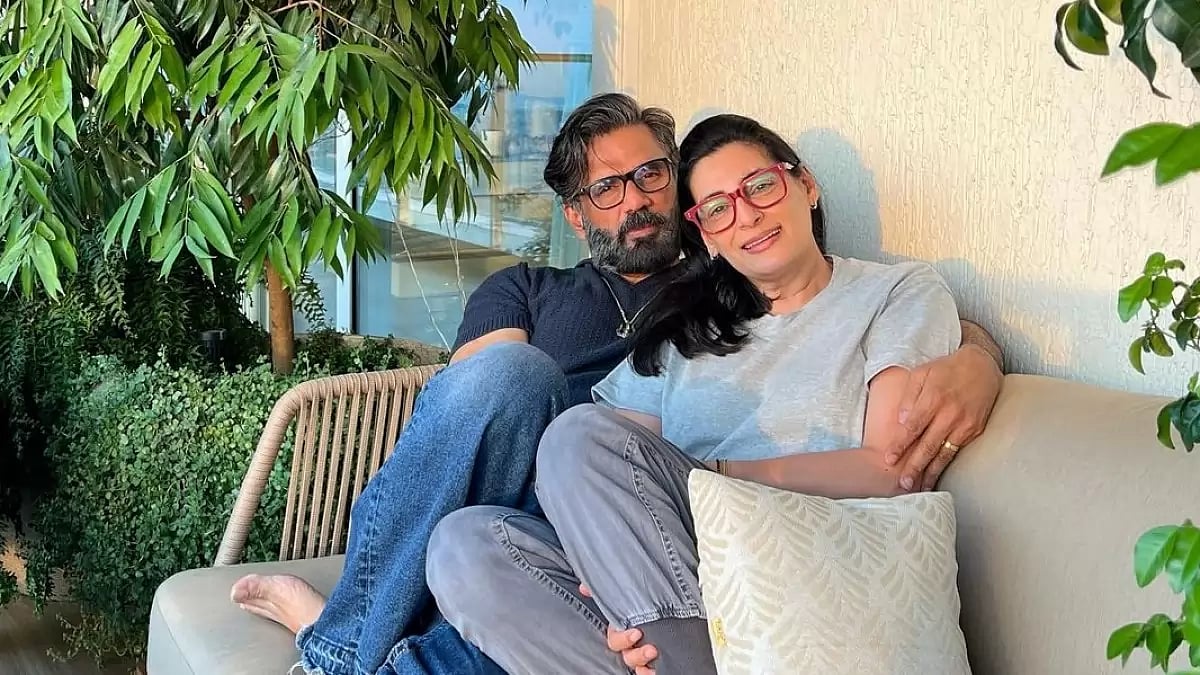 Suniel Shetty with wife Mana