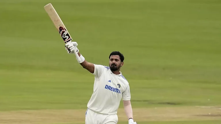 KL Rahul celebrates his century in Centurion - null