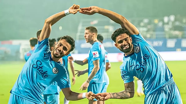 Sports World, December 28, 2023: Mumbai City Beat Chennaiyin FC 3-0 In ISL; AUS-W Win By 6 Wickets Against IND-W; South Africa Defeat India In 1st Test - As It Happened