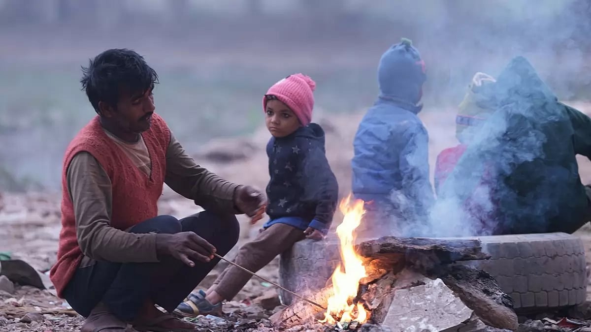 Weather: Winter fog in Delhi - null