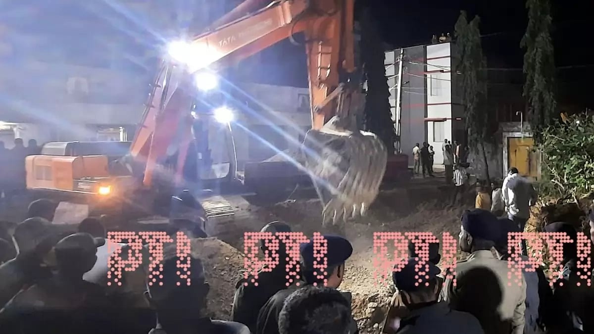 A 3-year-old in Gujarat succumbed to her injuries after she fell into a borewell.