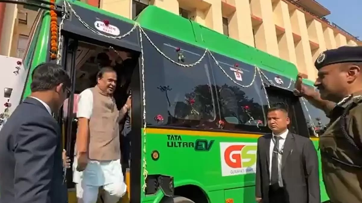 Himanta Biswa Sarma flagged off 200 AC electric buses 