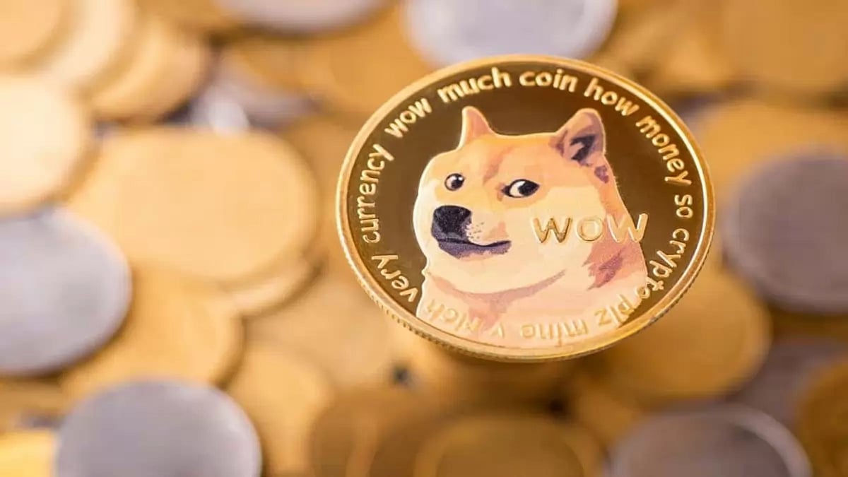 Dogecoin Price Prediction: Will DOGE Rise? Sponge V2 as a Meme Coin Rival