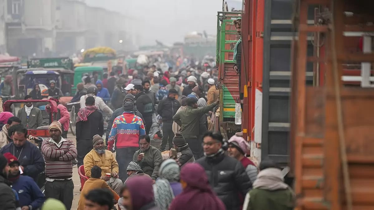 Cold winter day in Delhi