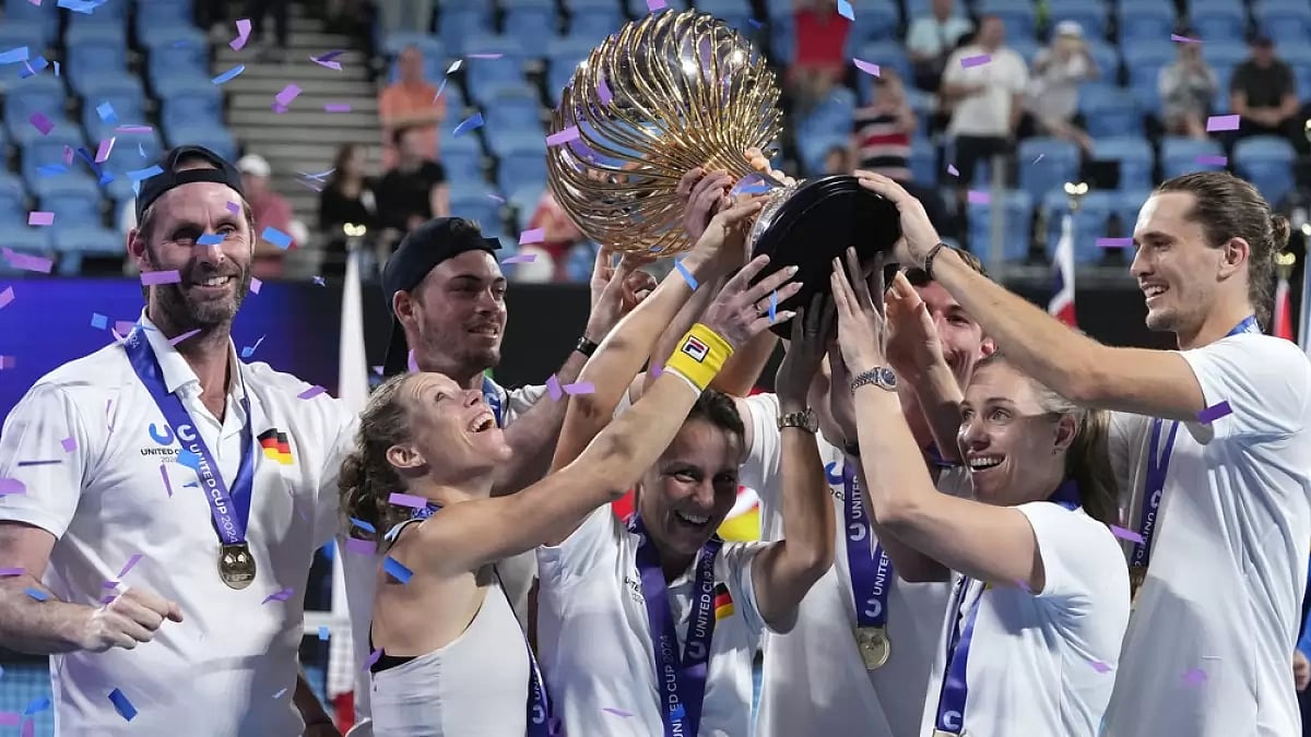 A joyous Germany team celebrating the United Cup tennis win