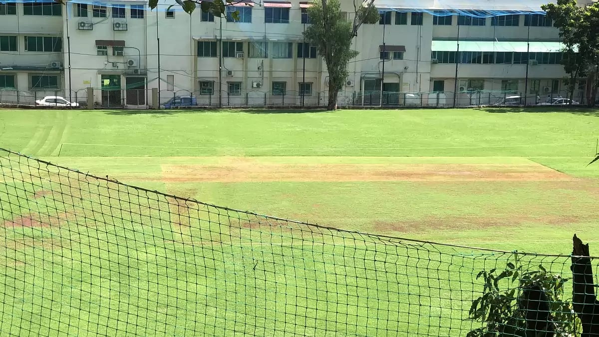 The match was taking place at a field in Mumbai's Matunga