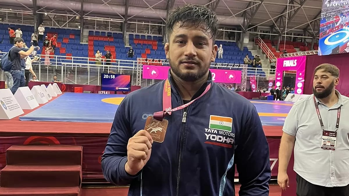File photo of India's 97kg wrestler Vicky Chahar after winning bronze medal at the Asian Championship 2022.