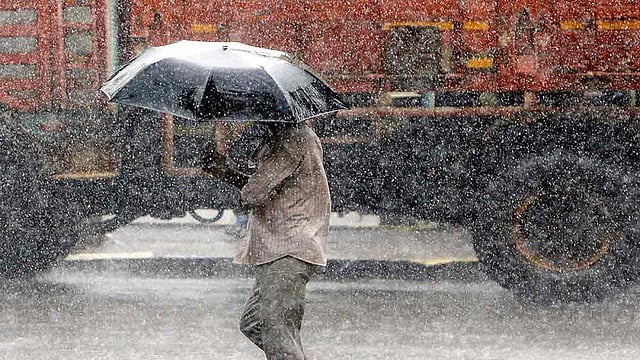 Heavy Rain Lashes Parts Of Rajasthan, More Showers Likely From May 2