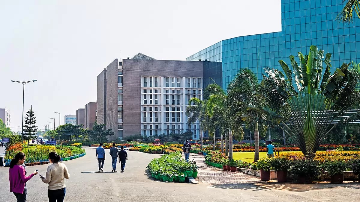 Outlook-ICARE India MBA Rankings 2023: India's Top Private University - Constituent MBA Colleges