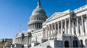 File photo : A shutdown would see nonessential operations grind to a halt, leaving hundreds of thousands of civil servants temporarily without pay, and payment of many social safety net benefits potentially disrupted.