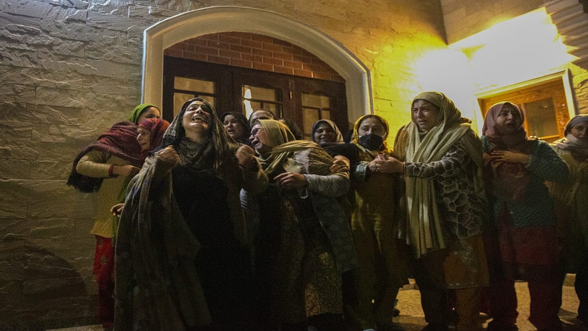 Hyderpora Encounter: Jammu & Kashmir High Court Orders Exhumation Of Body Of Jammu Youth