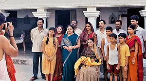 An Ode to a House: Screengrabs from Gamak Ghar