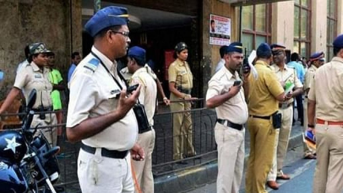  Two Cops Booked For Attempting To Extort Money From Woman In Mumbai