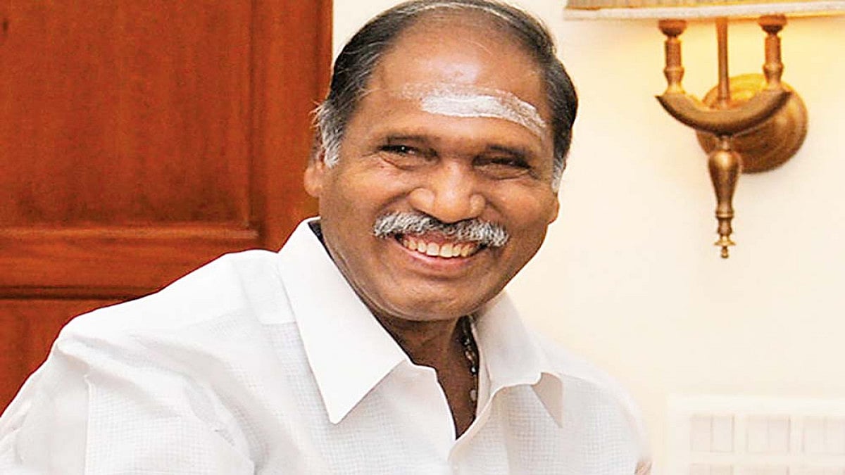 Cherry Sour On Pondy Cake