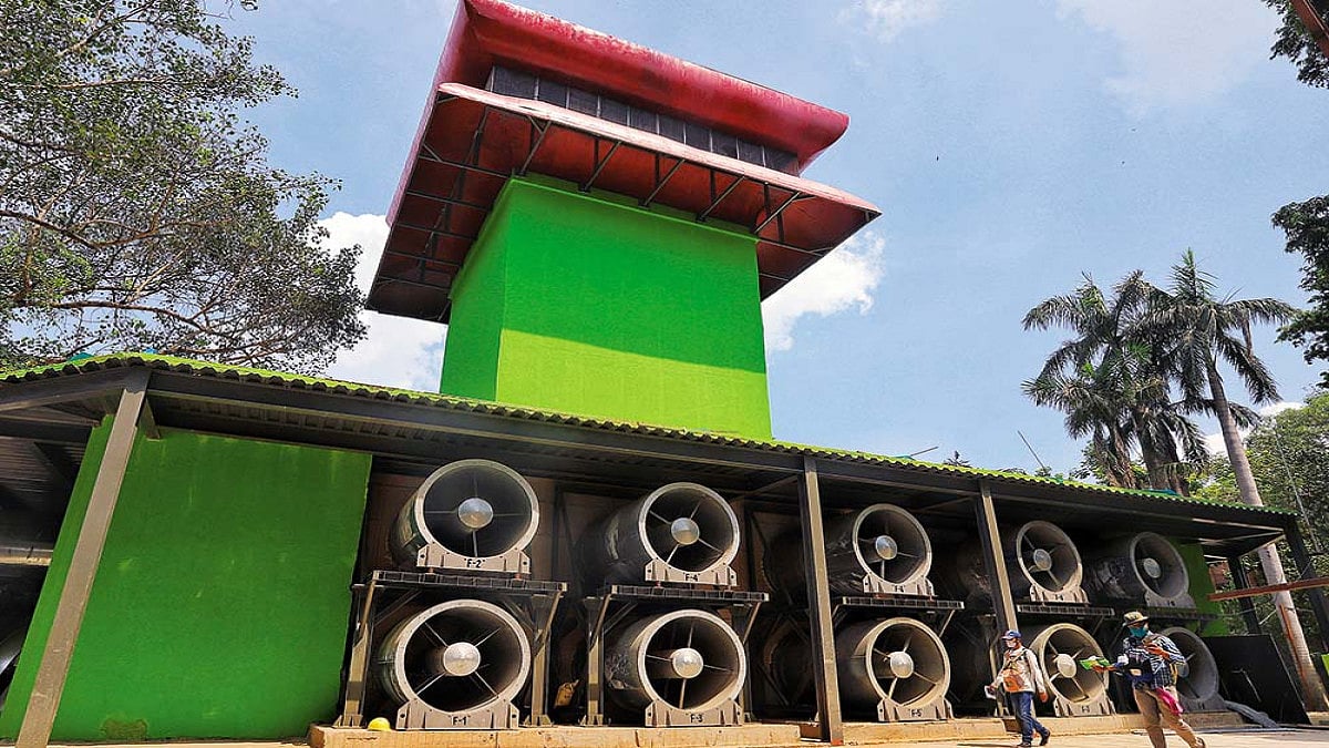 Smoke And Mirrors: Smog Towers To Clean Up Dirty Air Is A Polluted Idea